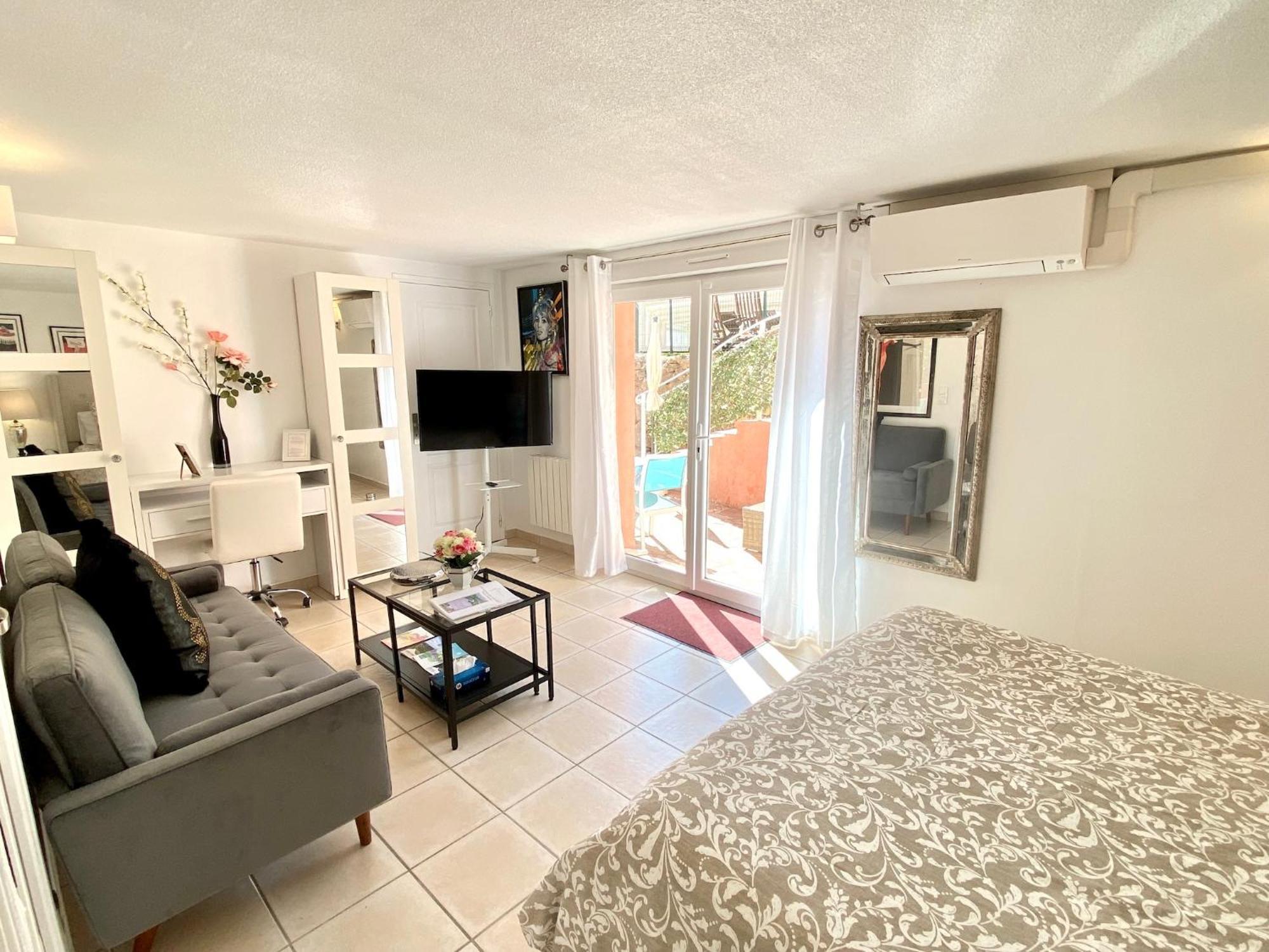 La Vie Est Belle En Provence Bed & Breakfast Tourves Luaran gambar